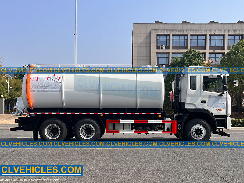 Sewage Suction Truck