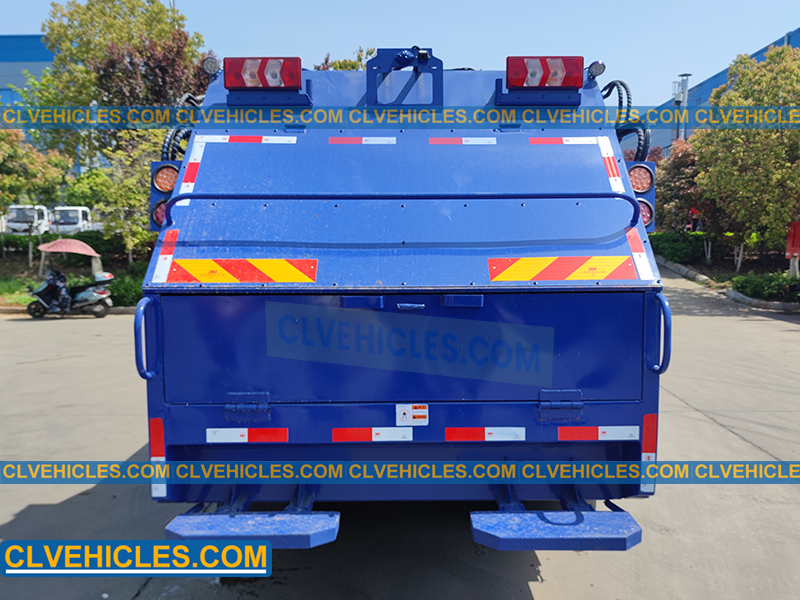 SHACMAN X9 garbage truck