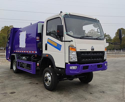 One Unit of HOWO 4x4 AWD 6CBM Garbage Truck Ship to Greneda