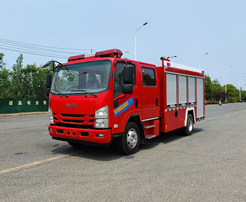 Uma unidade do caminhão de combate a incêndio ISUZU ELF 4000L será enviada para as Filipinas