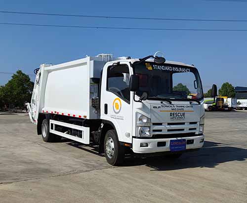
      Uma unidade de caminhão de lixo compactador ISUZU enviado para as Filipinas
    